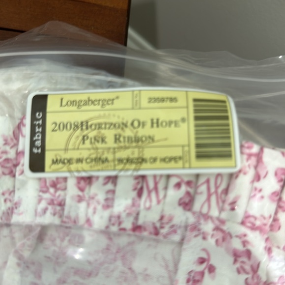 Longaberger Horizons of Hope breast cancer awareness basket set on original wrap - Picture 6 of 13